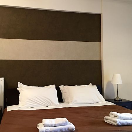 Mc Queen Rooms & Apartments Athens Luaran gambar