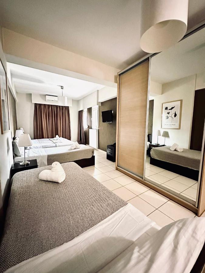 Mc Queen Rooms & Apartments Athens Luaran gambar