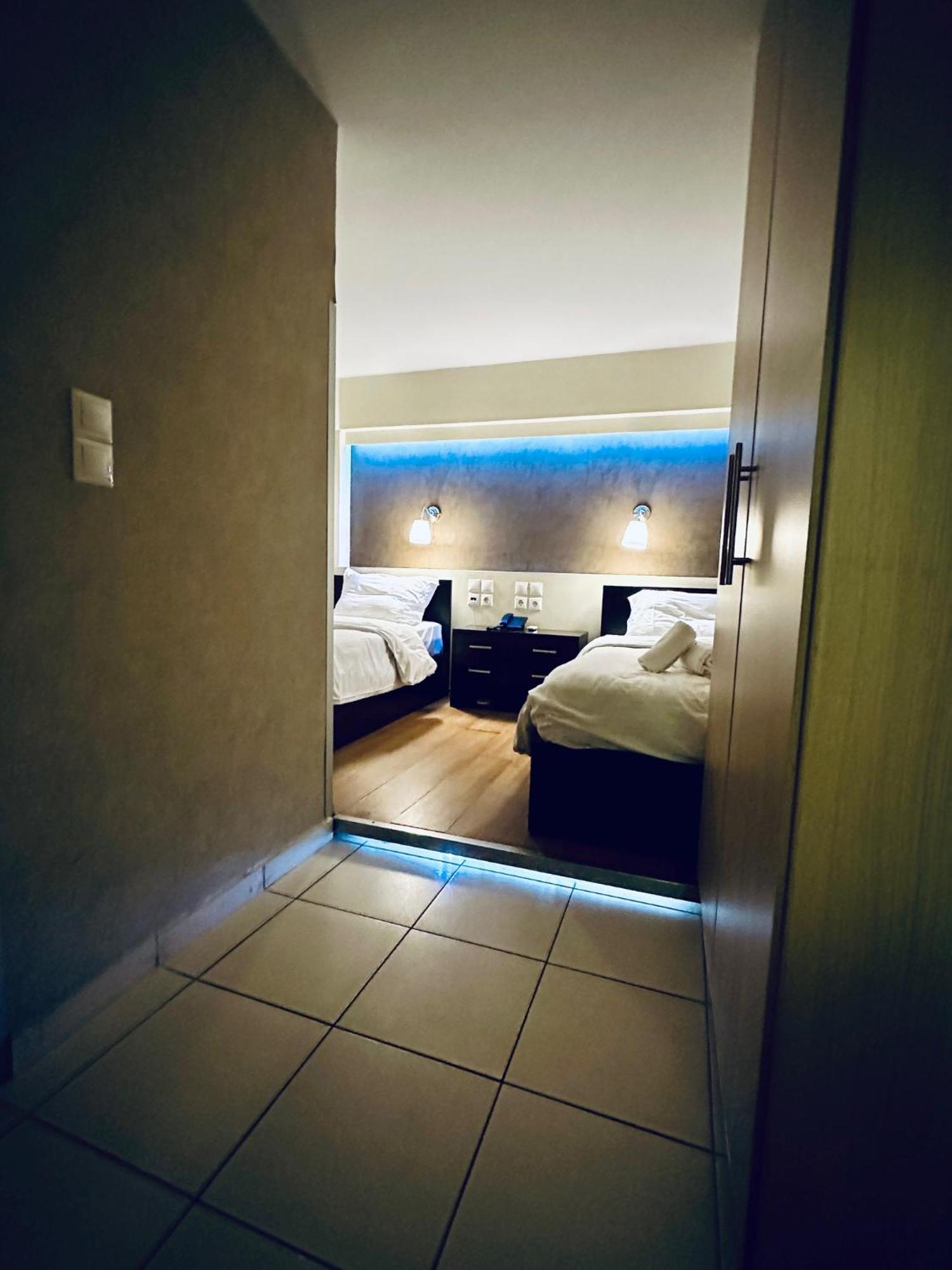 Mc Queen Rooms & Apartments Athens Luaran gambar