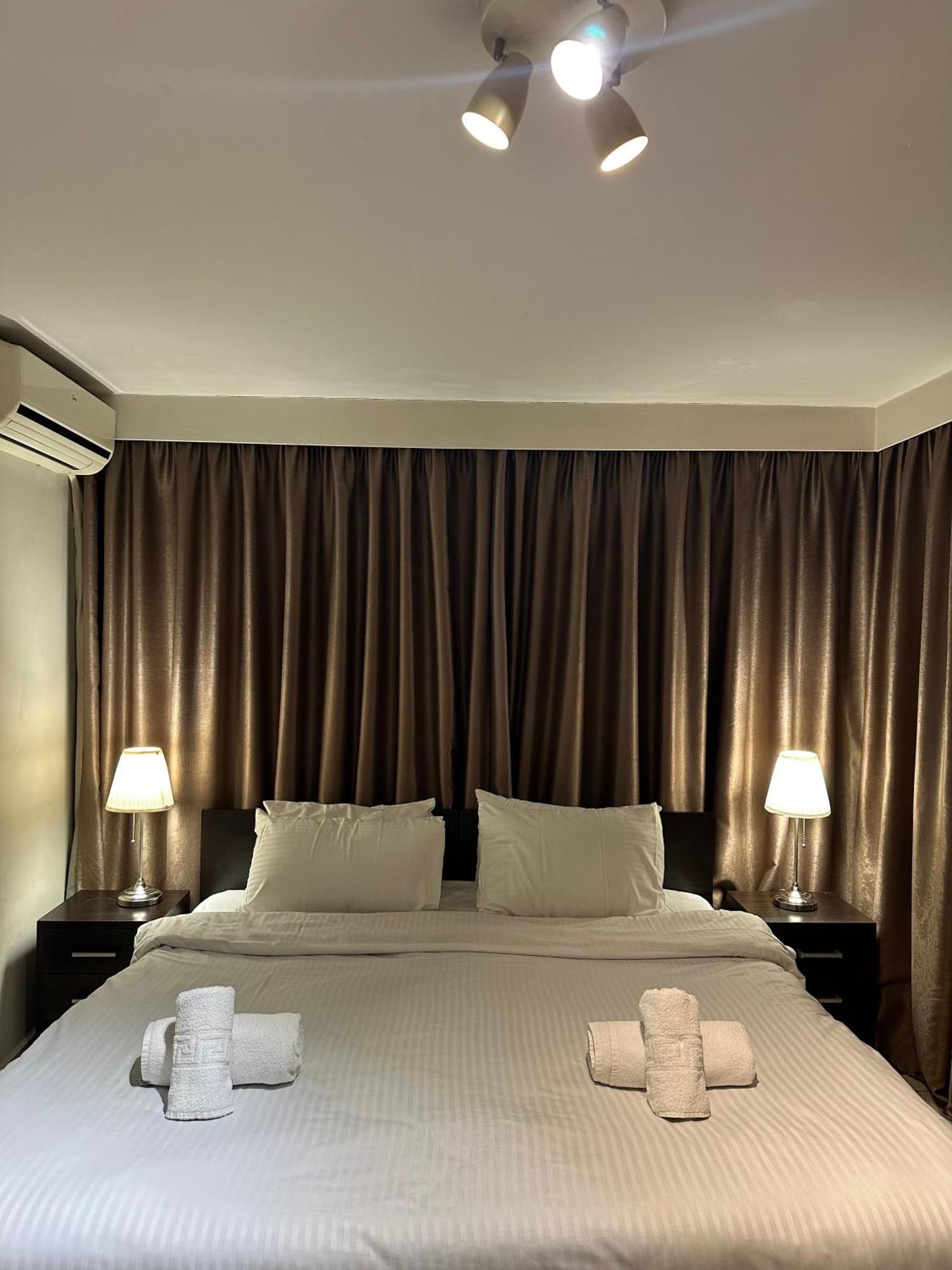 Mc Queen Rooms & Apartments Athens Luaran gambar